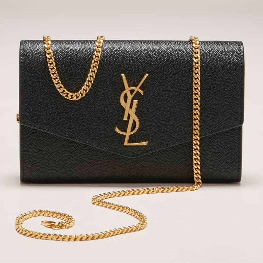 ❌SOLD⛔️UPTOWN CHAIN WALLET IN GRAIN DE POUDRE EMBOSSED LEATHER